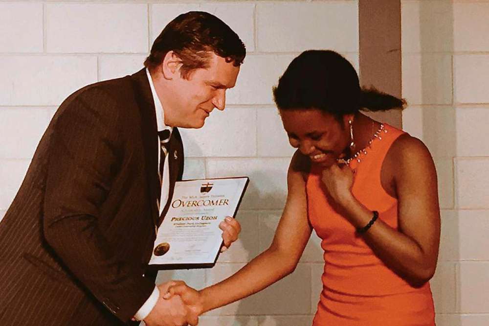 SUPPLIED PHOTO
Radisson MLA James Teitsma presents Precious Uzoh from Windsor Park Collegiate with an MLA James Teitsma Overcomer Scholarship Award.