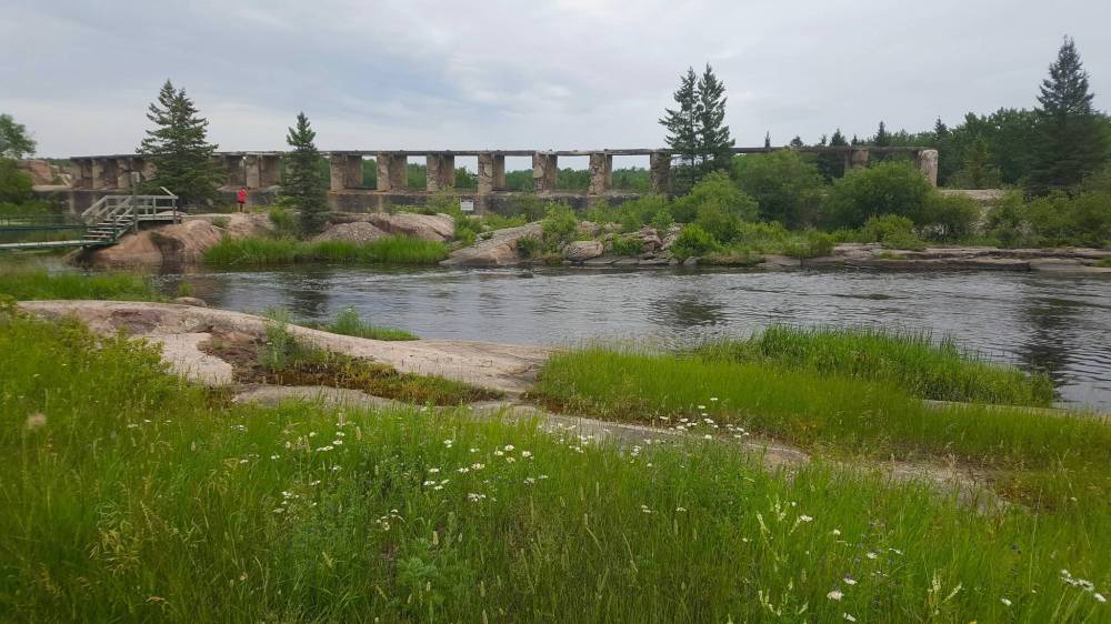 Photo by RoseAnna Schick
Manitoba’s first hydro-electric generating station, Pinawa Dam was in use from 1906 until 1951, when it was closed to allow the full flow of the Winnipeg River to serve the Seven Sisters hydro station downstream.
