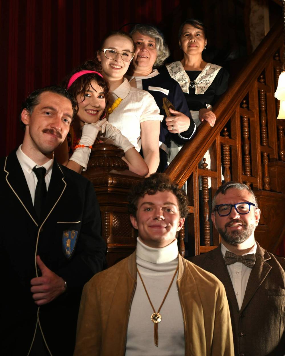 Supplied photo
The cast of Hood & Dagger Productions’ The Haunting of Hill House, which runs Oct. 23 to 26 at the Martial-Caron Theatre at Université de Saint-Boniface (200 De La Cathedrale Ave.).