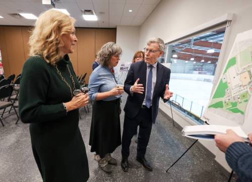 File photo
                                Michele A. Augert, president and CEO of Dakota Community Centre (1188 Dakota St.), along with St. Boniface MP Ginette Lavack and Winnipeg South MP Terry Duguid, talk about the upcoming plans to expand the community centre.