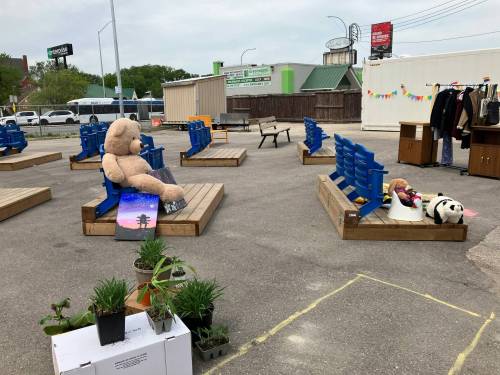 Photo by Susan Huebert
                                Opportunities to buy local are numerous in the city, writes community correspondent Susan Huebert in her latest column, with a couple recent examples from Elmwood.