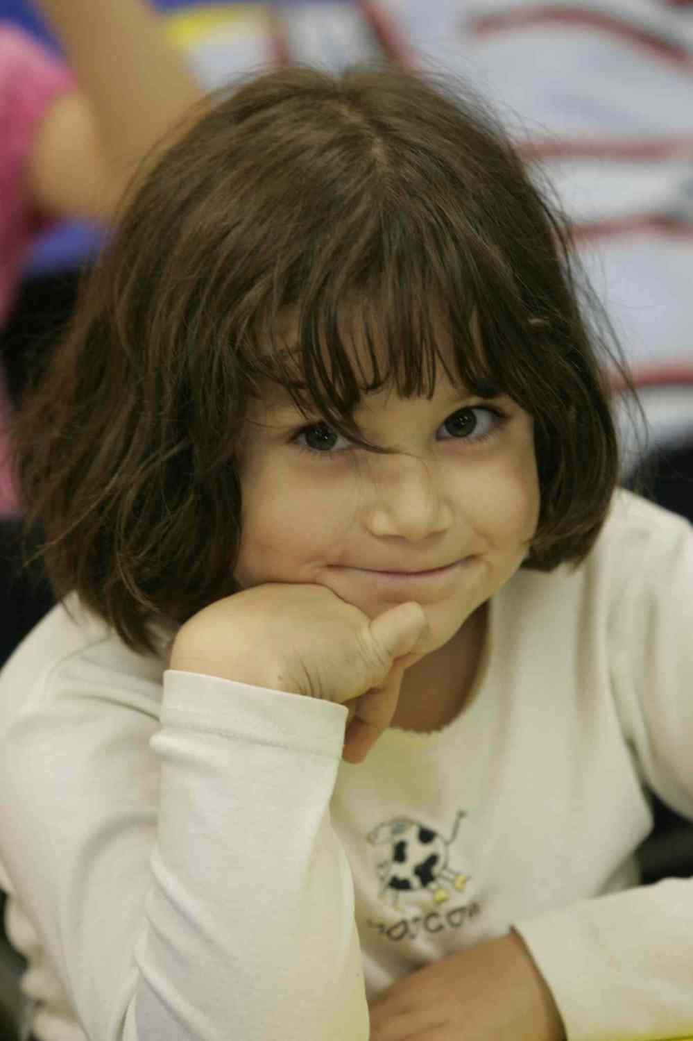 New student Shelby on the first day of Grade One. (Wayne Glowacki / Winnipeg Free Press)