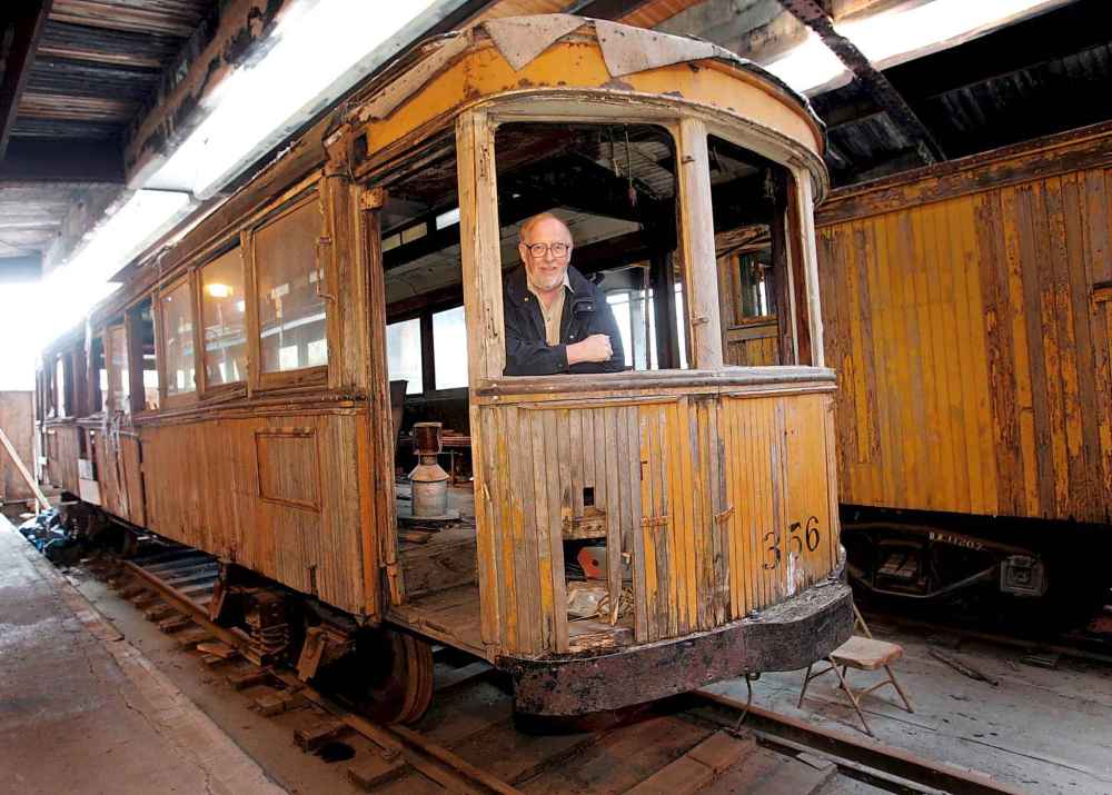 WAYNE GLOWACKI/WINNIPEG FREE PRESS FILES
David McDowell posed in Streetcar 356 for a Winnipeg Free Press story in 2005. His heritage colleagues vow to complete the project as a tribute to him.