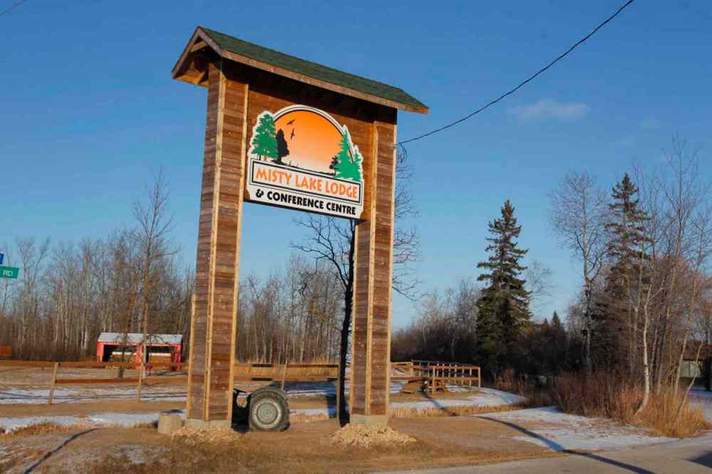 BORIS MINKEVICH / WINNIPEG FREE PRESS files 
Misty Lake Lodge housed evacuees from the flood of 2011 but sparked controversy after the owner said he wasn't being paid.