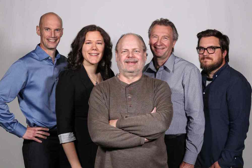 MIKE DEAL / WINNIPEG FREE PRESS
FROM LEFT: Associate editor enterprise Scott Gibbons, multimedia editor and archival researcher Melissa Tait, feature writer Randy Turner, art director Gordon Preece and digital designer Rob Rodgers have devoted four months to the City Beautiful project.