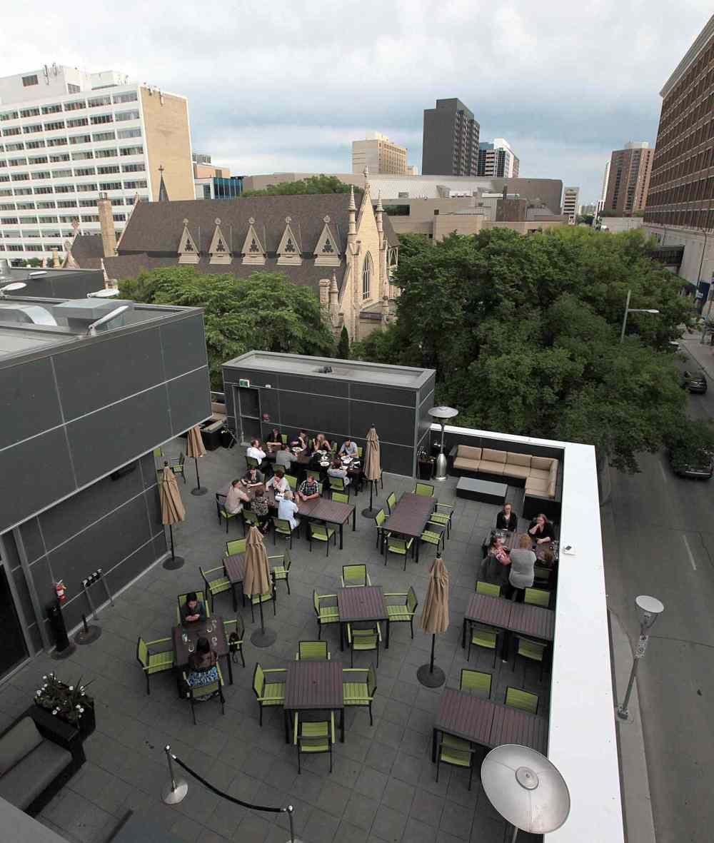 PHIL HOSSACK / WINNIPEG FREE PRESS 
The Met patio was recently named one of the country's Top 12 rooftop patios by the Food Network.