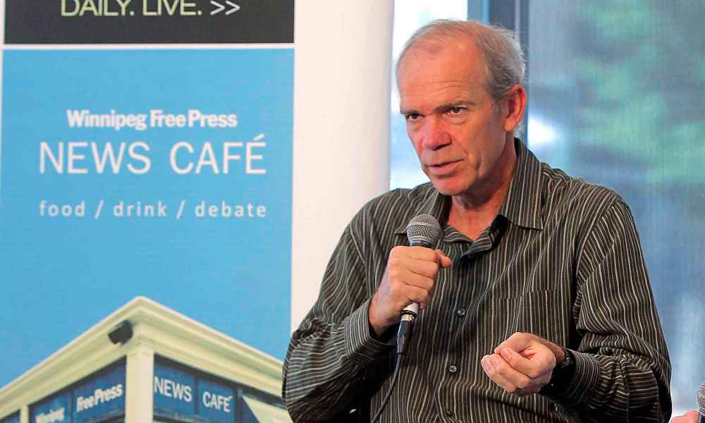 BORIS MINKEVICH / WINNIPEG FREE PRESS FILES
Free Press publisher Bob Cox