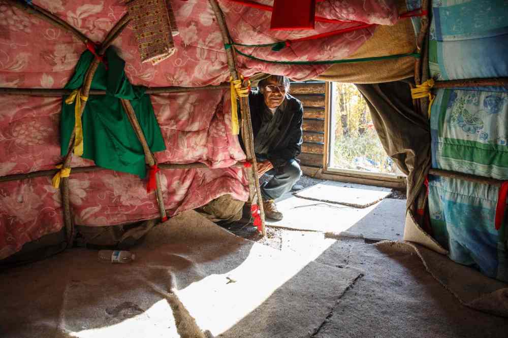 Mike Deal / Winnipeg Free Press
For former chief Peter Watt, a return to traditional culture, such as a sweat lodge, helped with his healing. ‘It felt so beautiful... That’s what I was missing in my life.’