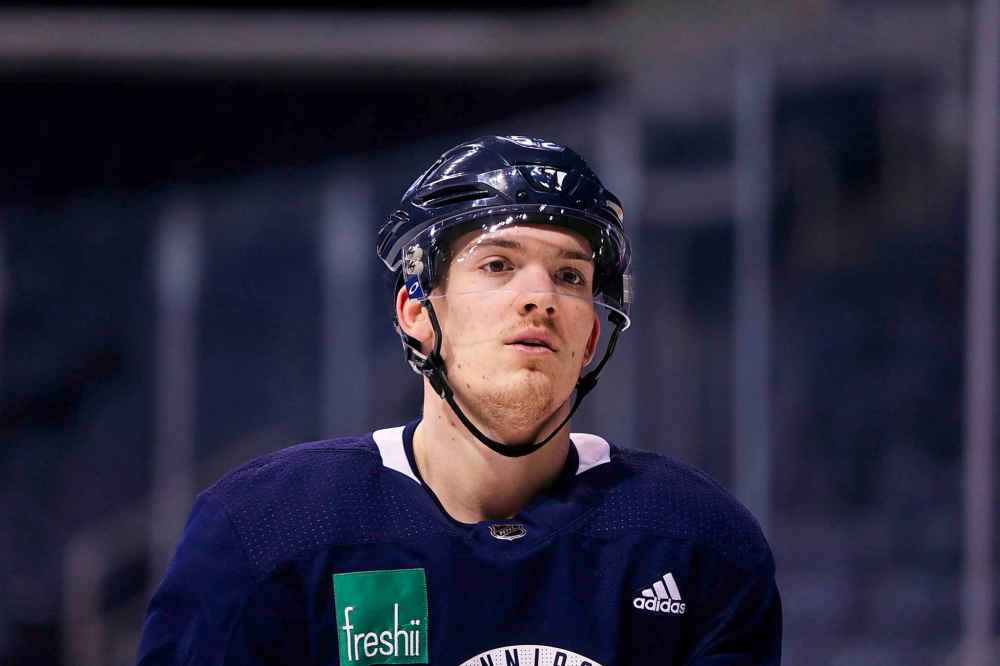 MIKAELA MACKENZIE / WINNIPEG FREE PRESS files
Jets forward Jack Roslovic skates during practice at the MTS Centre in Winnipeg on Thursday, April 12, 2018.
