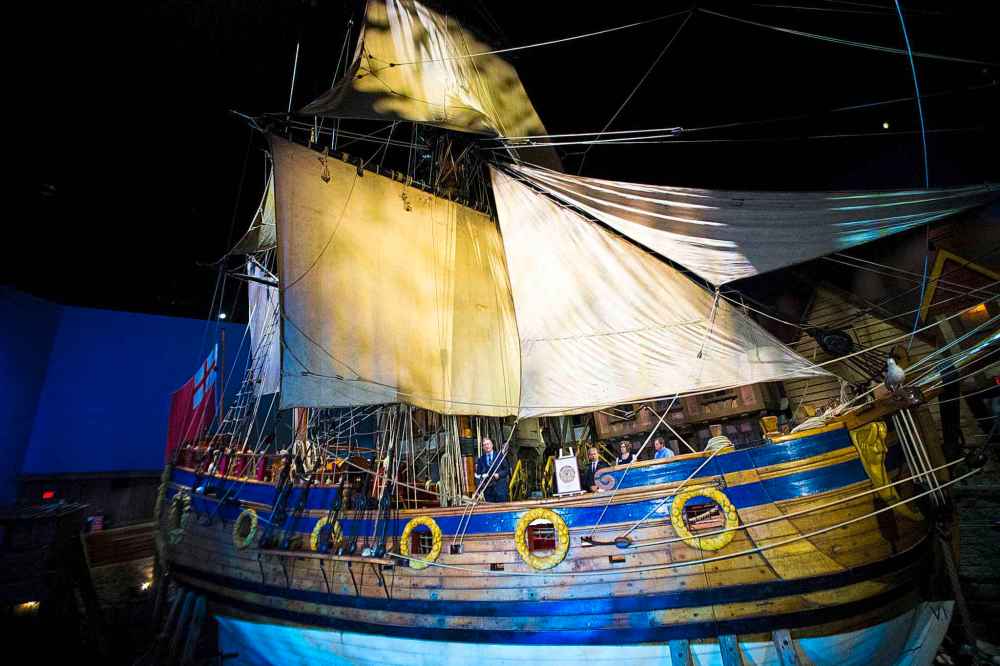 MIKAELA MACKENZIE / WINNIPEG FREE PRESS
The improved Nonsuch gallery was unveiled Friday, providing a new perspective on the replica 17th-century fur-trading ship that has been a favourite with visitors since 1974.