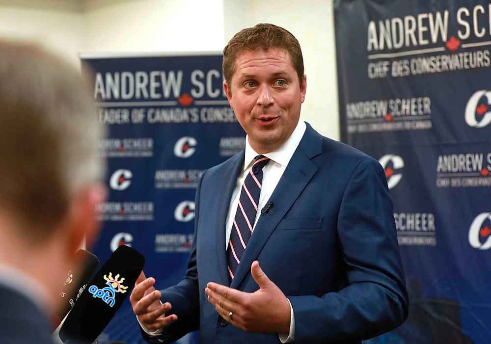 RUTH BONNEVILLE / WINNIPEG FREE PRESS
Leader of the Conservative Party of Canada, Andrew Scheer, talks with reporters at news conference at the Delta Hotel in Winnipeg Thursday.
See Larry's story.
August 30/18