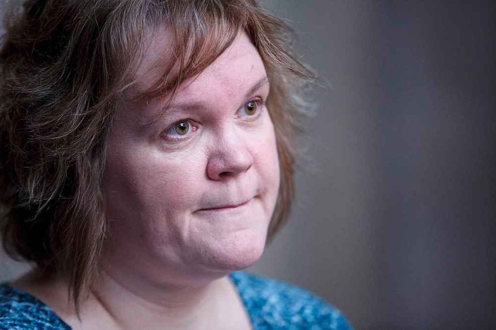 MIKE DEAL / WINNIPEG FREE PRESS
Kathryn Braun, daughter of 80-year-old George Myer