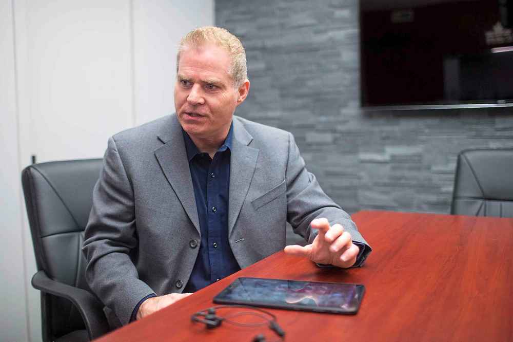 MIKAELA MACKENZIE / WINNIPEG FREE PRESS
Jeffrey Quail, CEO of Setcan, shows reporter Kevin Rollason the SimVoice technology at the Setcan offices in Winnipeg on Friday, Feb. 15, 2019.
Winnipeg Free Press 2019.