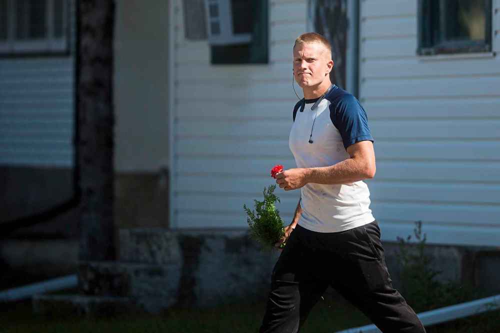 MIKAELA MACKENZIE / WINNIPEG FREE PRESS
Mathews was outside his house on Tuesday, but didn't provide comment to media.