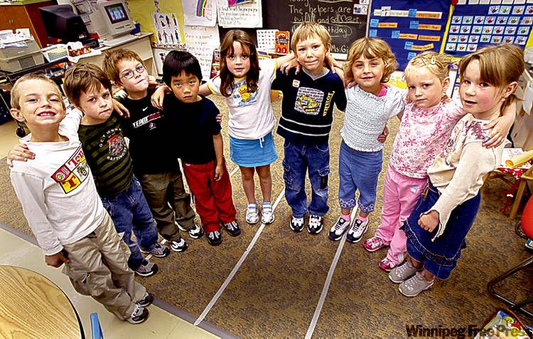 JOE BRYKSA/WINNIPEG FREE PRESS
In kindergarten at Windsor School in 2005, from left: Quinn Mayer, Devon McLeod, Jesse Gibbons, Gabriel Jung,Paige Henwood,Garrett Clarke, Abygale Doerksen, Hailey Harrison, Sarah Orbanski.