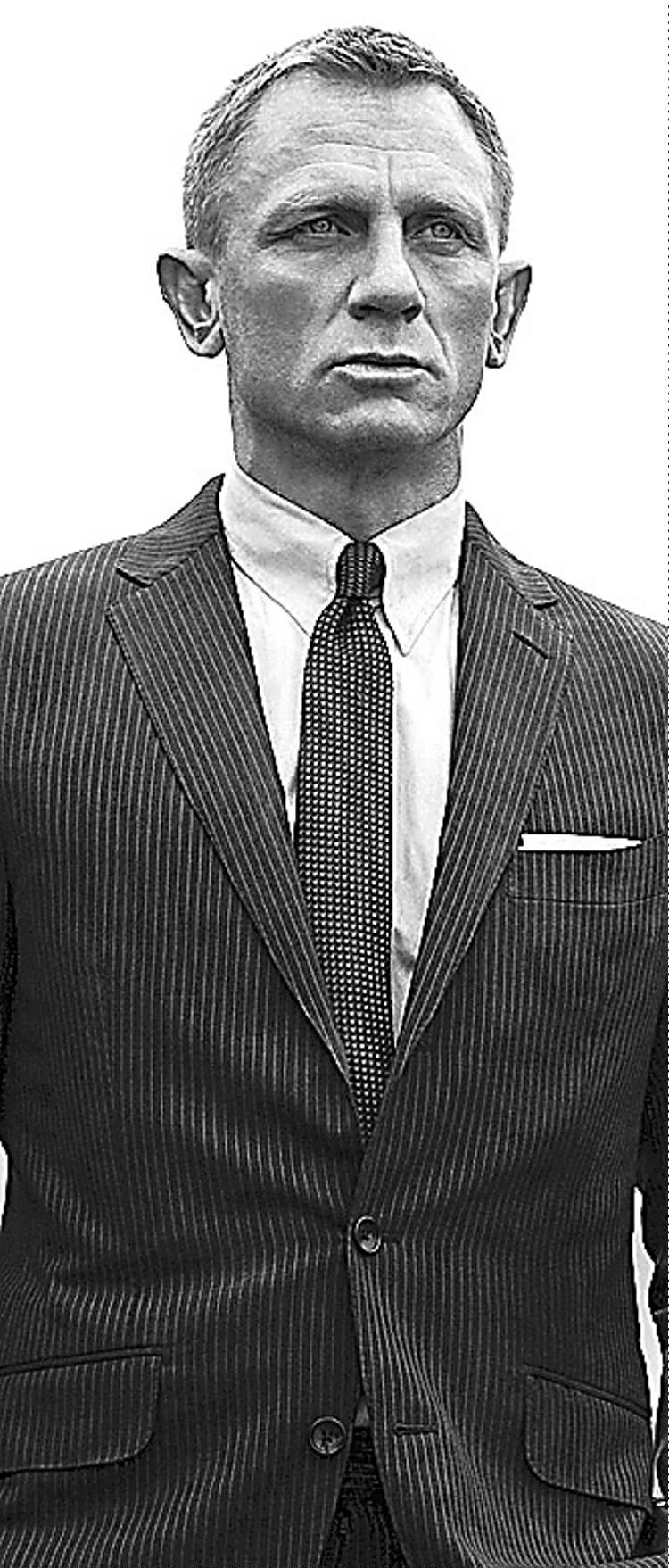 CP
Daniel Craig