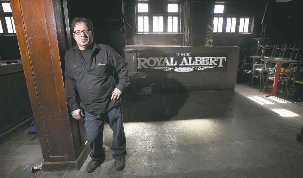 Phil Hossack / Winnipeg Free Press
Martin Boroditsky, a.k.a. Marty Gold, stands in the closed bar at the Royal Albert Arms hotel. Gold has been hired to play the role of the cleanup guy.