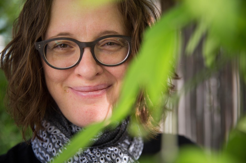 Ariel Gordon has come to see the trees in Winnpeg’s urban forest as inhabitants of the city just as much as people are . (Mike Deal / Winnipeg Free Press)