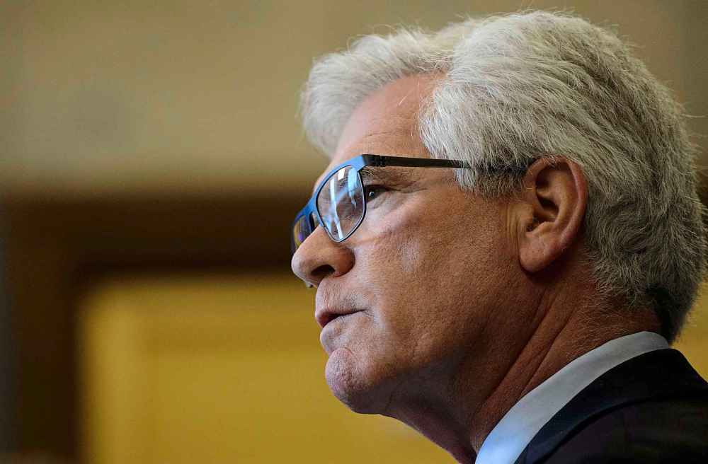 CP
International Trade Minister Jim Carr says he has been diagnosed with a type of blood cancer and has started treatments. Minister Carr speaks in the foyer of the House of Commons on Parliament Hill in Ottawa on Thursday, June 13, 2019. THE CANADIAN PRESS/Sean Kilpatrick