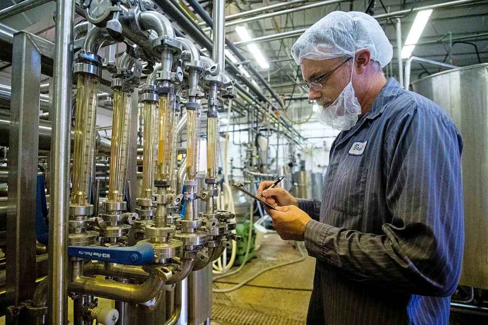 Daniel Crump / Winnipeg Free Press
Brent Green takes reading on an Ultra Filtration Membrane System. A much larger version of this system will be found at the new plant.