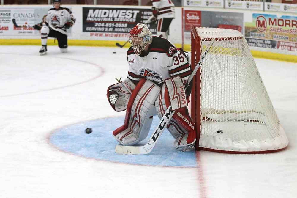 Virden's Dalton Dosch is the go-to man in net. (Perry Bergson /Brandon Sun files)
