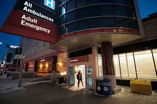 Daniel Crump / Winnipeg Free Press. The Adult Emergency entrance at Health Sciences Centre. Over the last two years Health Sciences Centre has reported 414 violent incidences. The number of incidents peaked at 31 in August. February 28, 2018.