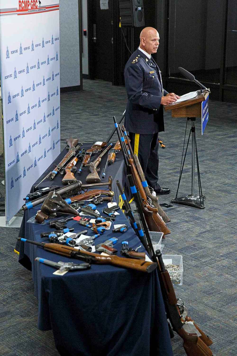 MIKE DEAL / WINNIPEG FREE PRESS
A number of the guns handed over during June�s gun amnesty program were on display at the RCMP �D� Division Headquarters for a wrap-up press conference with Heather Stefanson, Minister of Justice and Attorney General for the Province of Manitoba and RCMP Commanding Officer Assistant Commissioner Scott Kolody, President of the Manitoba Association of Chiefs of Police Tuesday afternoon.
180731 - Tuesday, July 31, 2018.