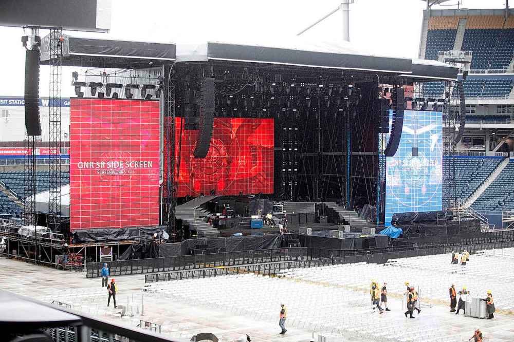 PHIL HOSSACK / WINNIPEG FREE PRESS FILES
The stage for the Guns n' Roses concert at Investors Group Field in August, 2017. The massive production takes up to 1,100 people to set up, with most of them hired locally, from paramedics to cooks to laborers.