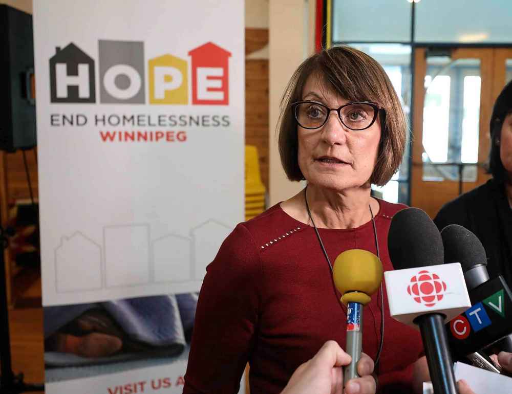 RUTH BONNEVILLE  /  WINNIPEG FREE PRESS 
Lucille Bruce, CEO, End Homelessness Winnipeg, talks to the media after her organization celebrates its transition to becoming an Indigenous organization and launches its 5-Year Plan at Thunderbird House Monday.