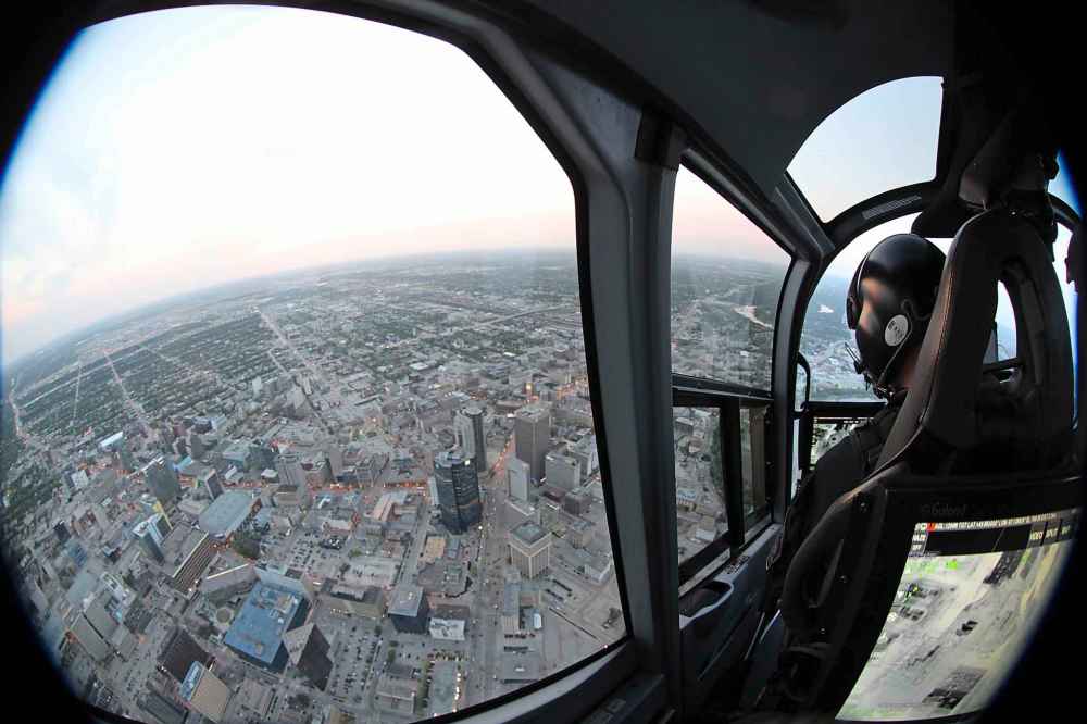 RYAN THORPE / WINNIPEG FREE PRESS
The Free Press got a behind the scenes look at the Winnipeg Police Service's AIR 1 unit, tagging along with two team members as they took to the sky for a patrol. May 22, 2018