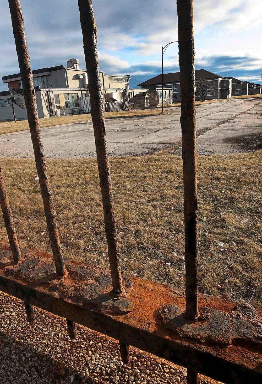 JOE BRYKSA / WINNIPEG FREE PRESS FILES
Kapyong Barracks has been vacant since 2004 when the 2nd Battalion, Princess Patricia's Canadian Light Infantry, relocated to CFB Shilo, Manitoba.