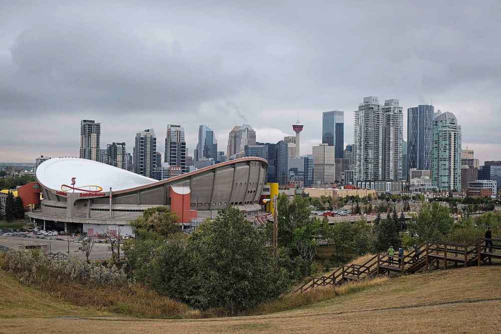 When the economy was booming, the priority was to maintain civic services and taxpayers weren’t too concerned about high property taxes, but by 2018, citizens’ attitudes had changed. (Jeff McIntosh / The Canadian Press files)