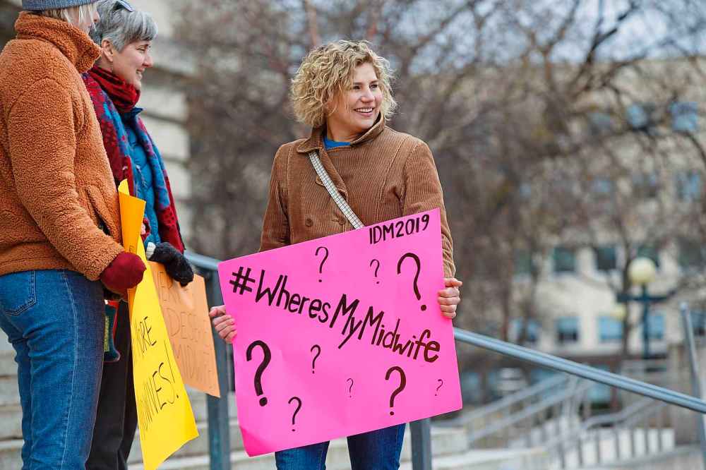 MIKE DEAL / WINNIPEG FREE PRESS
Stephanie Bilan, a student midwife, during the rally on the steps of the Manitoba Legislative building Monday morning.