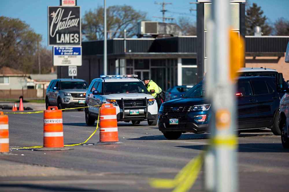 MIKAELA MACKENZIE / WINNIPEG FREE PRESS
Police investigate a serious collision involving pedestrians at Nairn Ave. and Panet Rd. in Winnipeg on Tuesday.