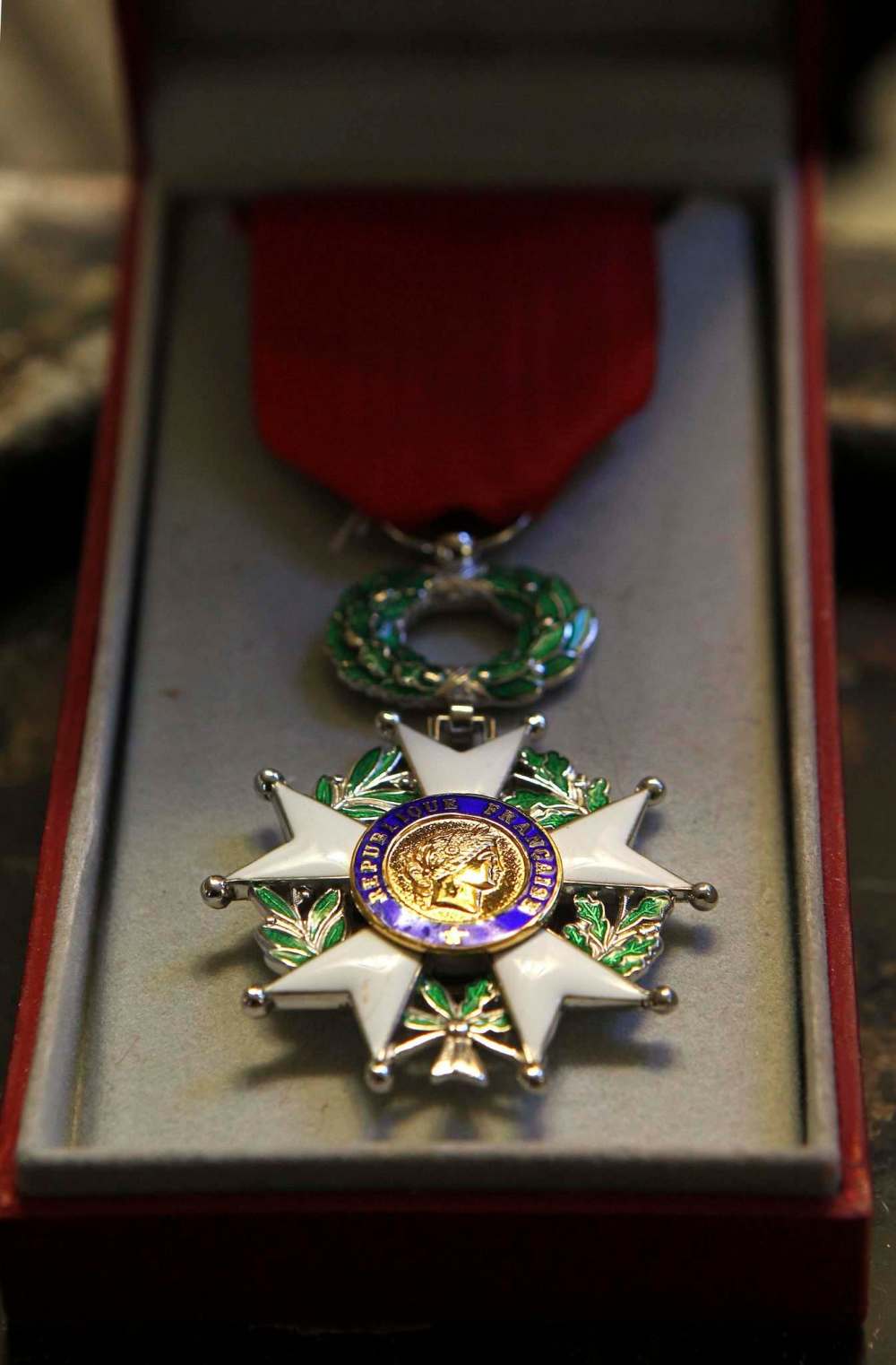 RUTH BONNEVILLE / WINNIPEG FREE PRESS
The medal of honour.