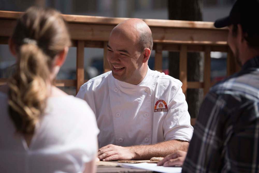 Steffen Zinn, in centre. (David Moder Photograpy)