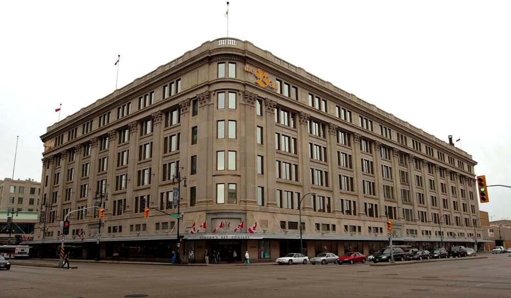 JEFF DE BOOY / WINNIPEG FREE PRESS
The Bay Downtown Building.