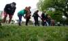 PHOTOS BY WAYNE GLOWACKI / WINNIPEG FREE PRESS
Bear Clan Patrol and Drag The Red volunteers scour Central Park for bone fragments and other possible evidence Saturday after taking part in a forensic-training workshop.