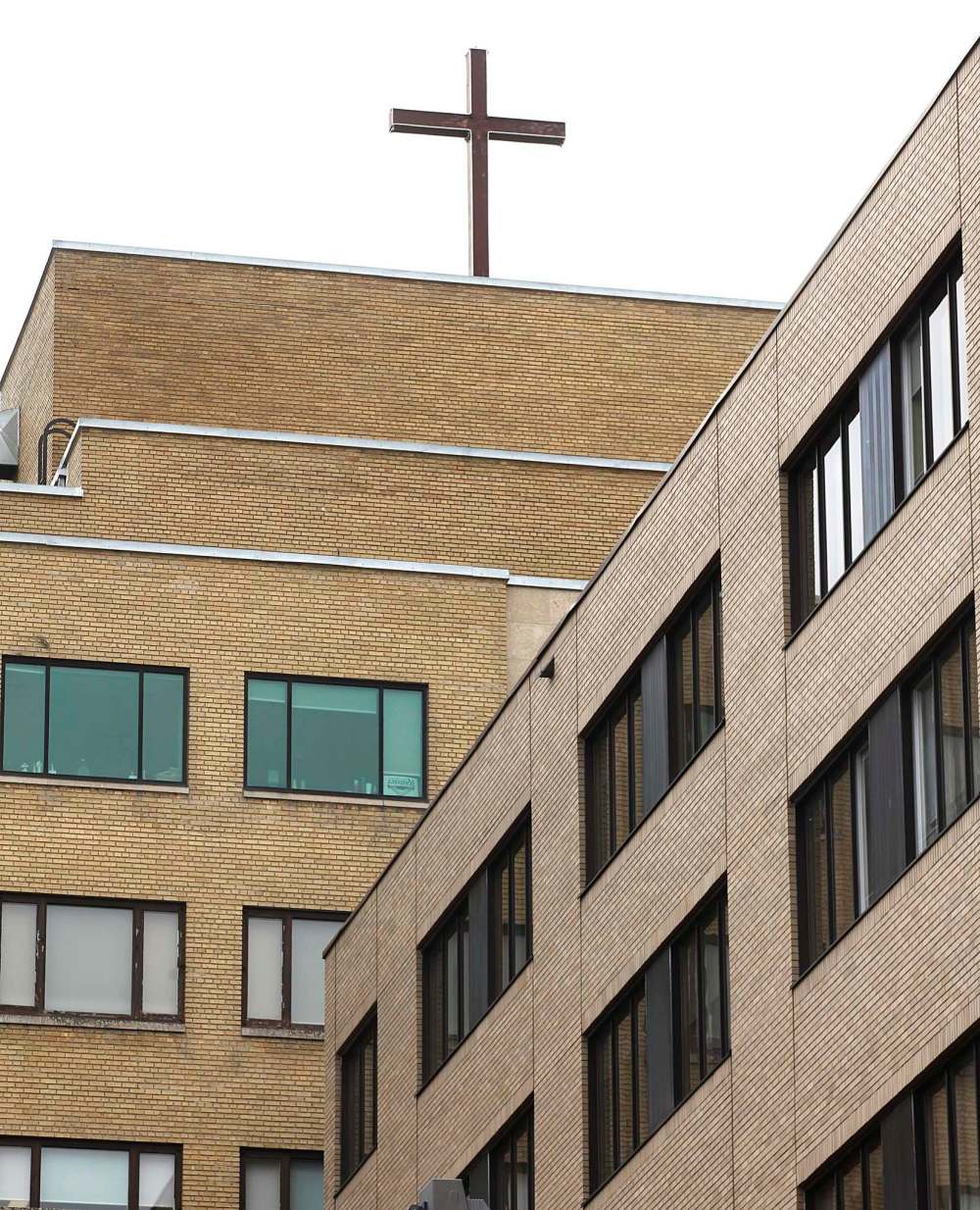 PHIL HOSSACK / WINNIPEG FREE PRESS
St. Boniface Hospital, with its long history as a faith-based facility, has been at the centre of the debate on medically assisted dying.