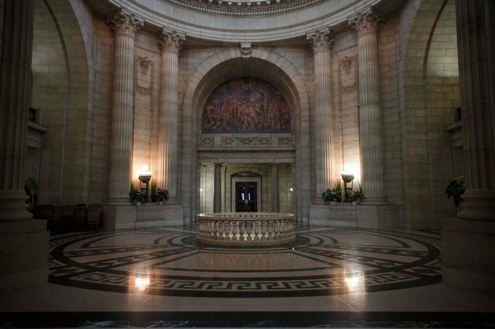 MIKE DEAL / WINNIPEG FREE PRESS
One former MLA said regardless whether it was direct harassment or patronizing comments, women were often made to feel uncomfortable at the legislature.
