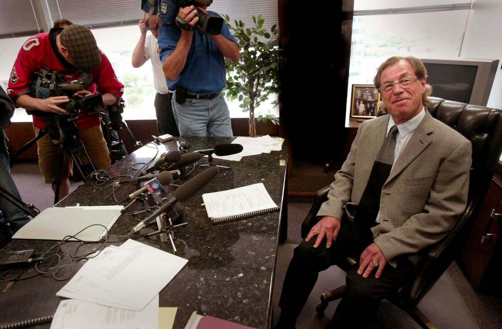 JOE BRYKSA / WIINIPEG FREE PRESS FILES
Greg Brodsky, seen here in 2004, has often represented people whose cases are followed closely by the media.