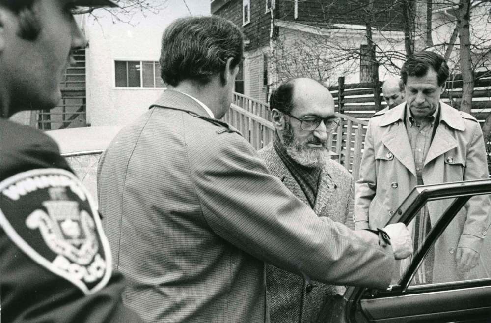 WAYNE GLOWACKI / WINNIPEG FREE PRESS FILES
Dr. Henry Morgentaler, with Brodsky to his left, is arrested at his then-illegal abortion clinic in 1985 following a police raid.