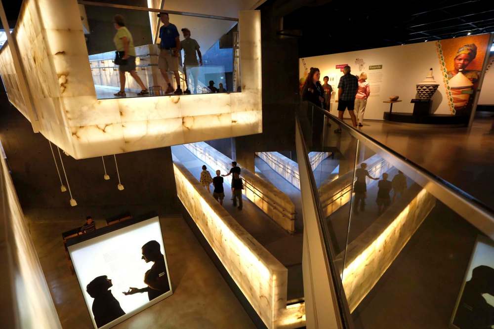 WAYNE GLOWACKI / WINNIPEG FREE PRESS
Among problems the audit found were mislabelled pieces to certain exhibits.