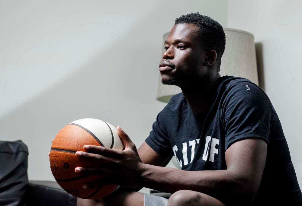 Prior to his freshman season at Arizona, Akot was ranked 15th by ESPN among prospects for the 2018 NBA Draft. (MIKE SUDOMA / WINNIPEG FREE PRESS)