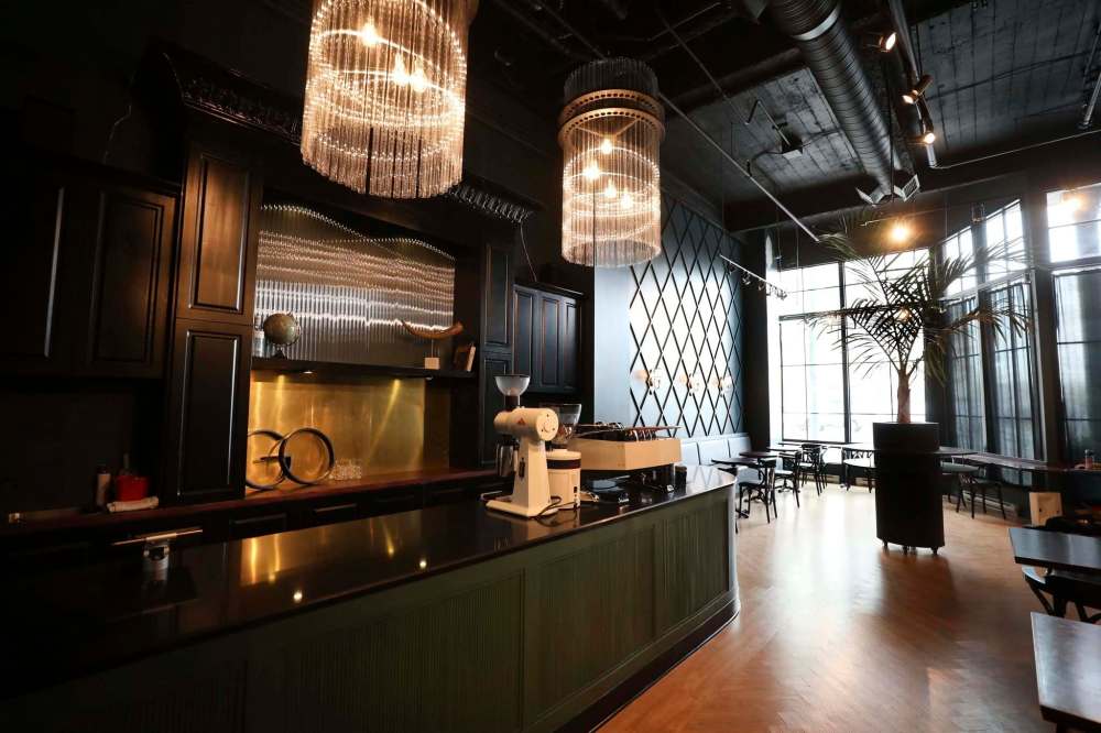The pub resembles a coffee house out of London or New York with its dramatic colours and very large front windows.