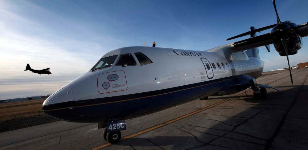 Phil Hossack / Winnipeg Free Press Files
A Calm Air turbo prop passenger plane.