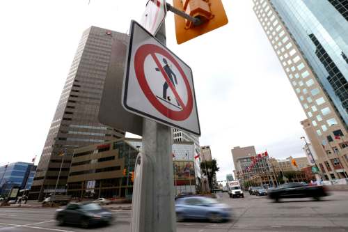 WAYNE GLOWACKI / WINNIPEG FREE PRESS FILES
A coalition of downtown business and land owners, architects and marketing firms will campaign for Mayor Brian Bowman&rsquo;s vision of a barrier-free Portage and Main.