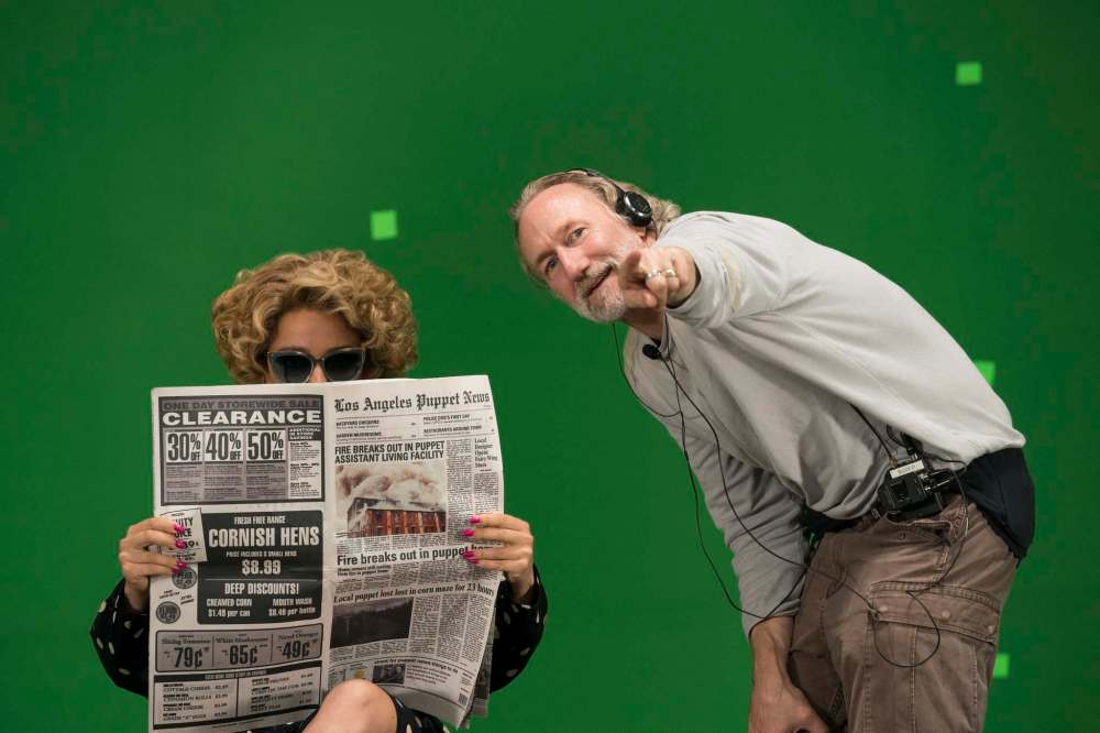 Maya Rudolph and Director Brian Henson on the set of The Happytime Murders