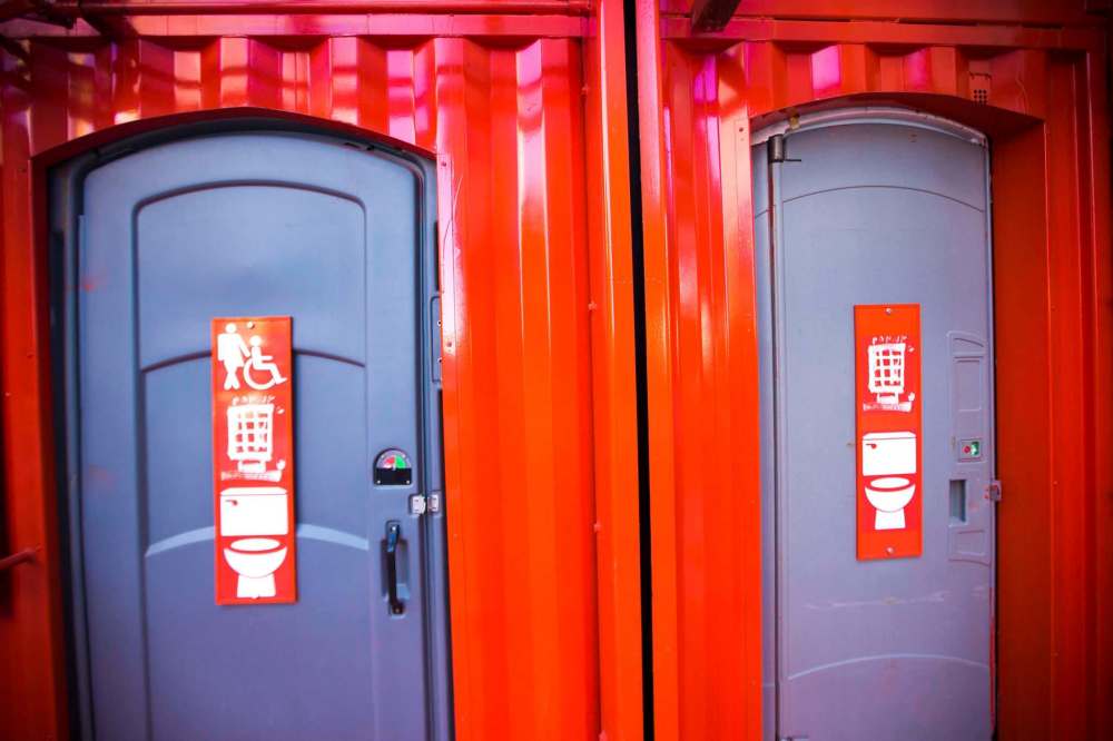 Two stalls, one of which is fully accessible, are available for the public to use. (Mikaela MacKenzie / Winnipeg Free Press Files)