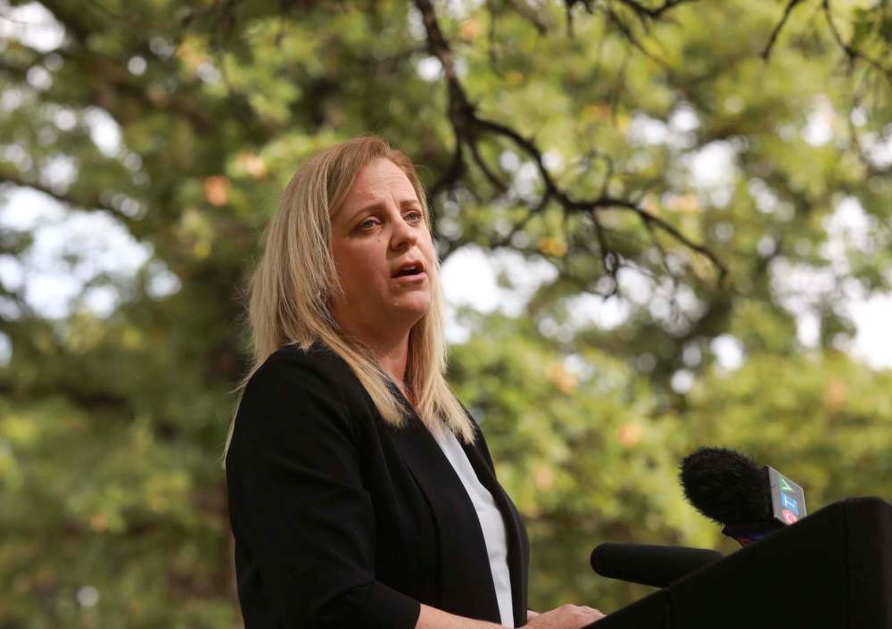 Upgrading the Main Street Project, mayoral candidate Jenny Motkaluk said, would require $100,000 for building renovations and an annual cost of $400,000 to provide additional nursing staff. (Ruth Bonneville / Winnipeg Free Press)